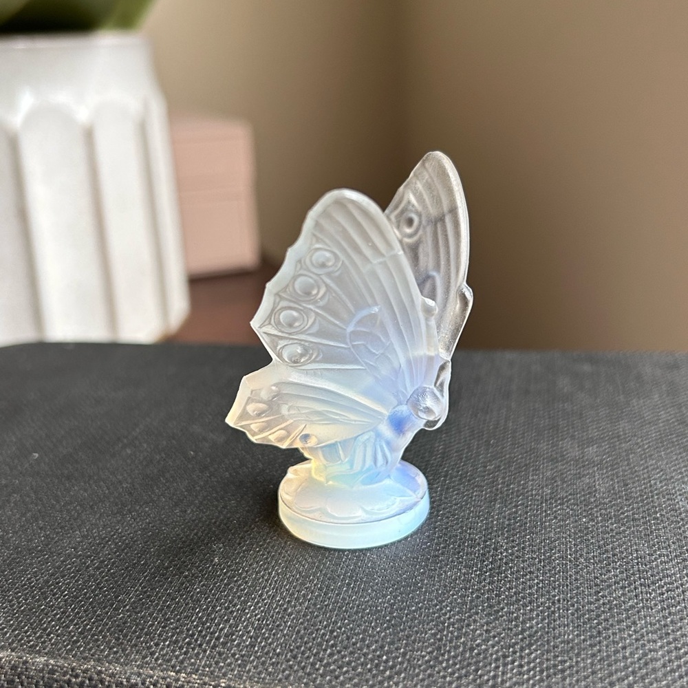 SOLD Opalescent  Sabino Butterfly Art Glass